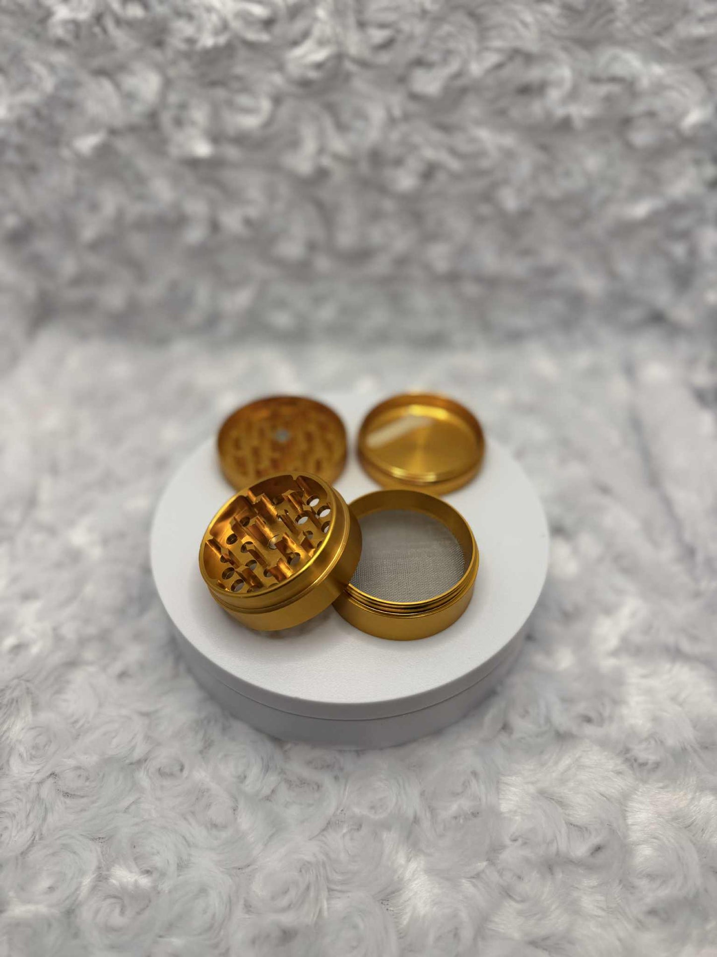 38mm Gold Herb Grinder – Shine with Every Grind