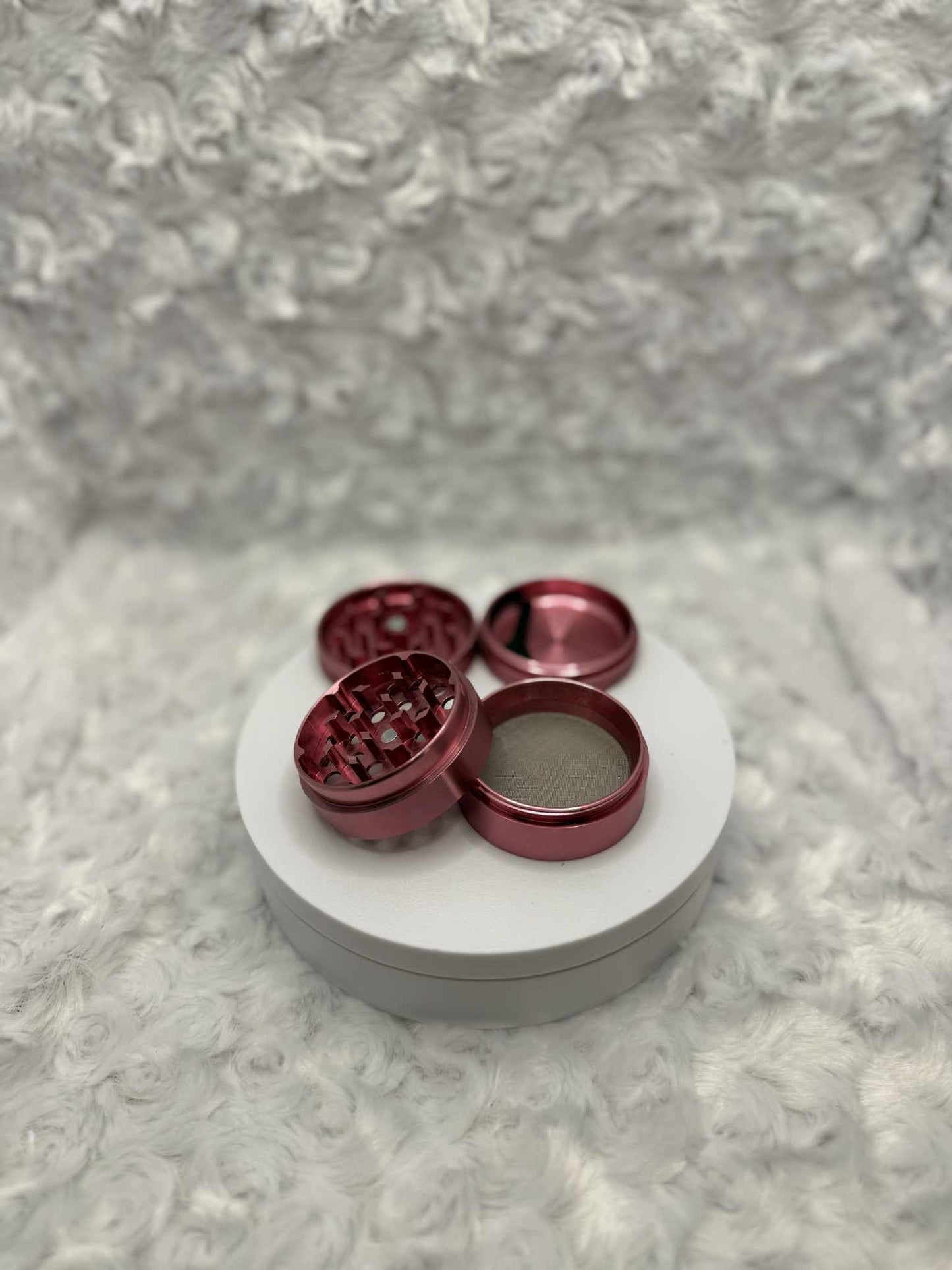 Compact 38mm Pink Herb Grinder – Grind in Style